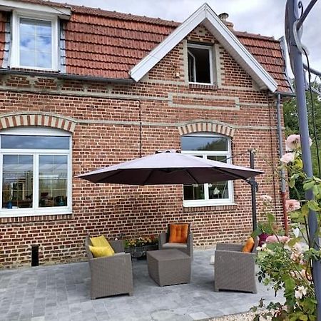 Villa Pavillon Du Garde Chasse à Bugnicourt Extérieur photo